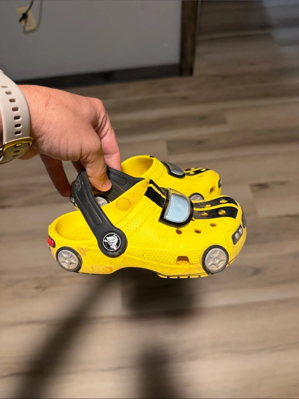 Yellow Kids' Car Clog Sandals - Cute Vehicle Design toddler crocs size 9c